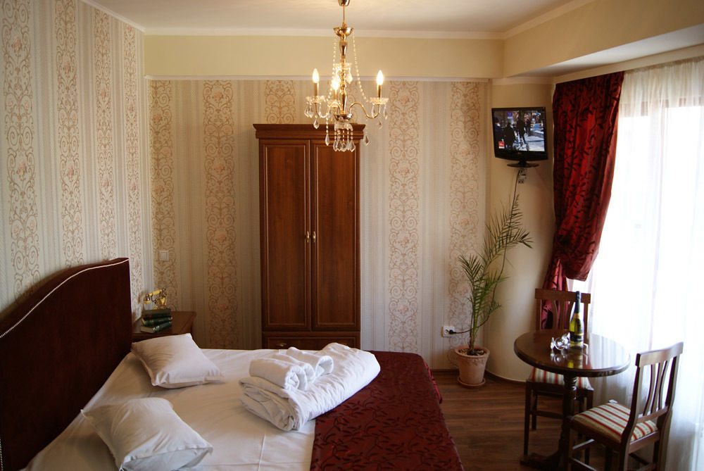 Hotel Ss Residence Unirii Bukarest Exteriör bild